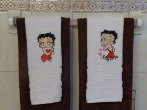 Betty Boop Bath Face Towels 2- Piece Set 100% Cotton